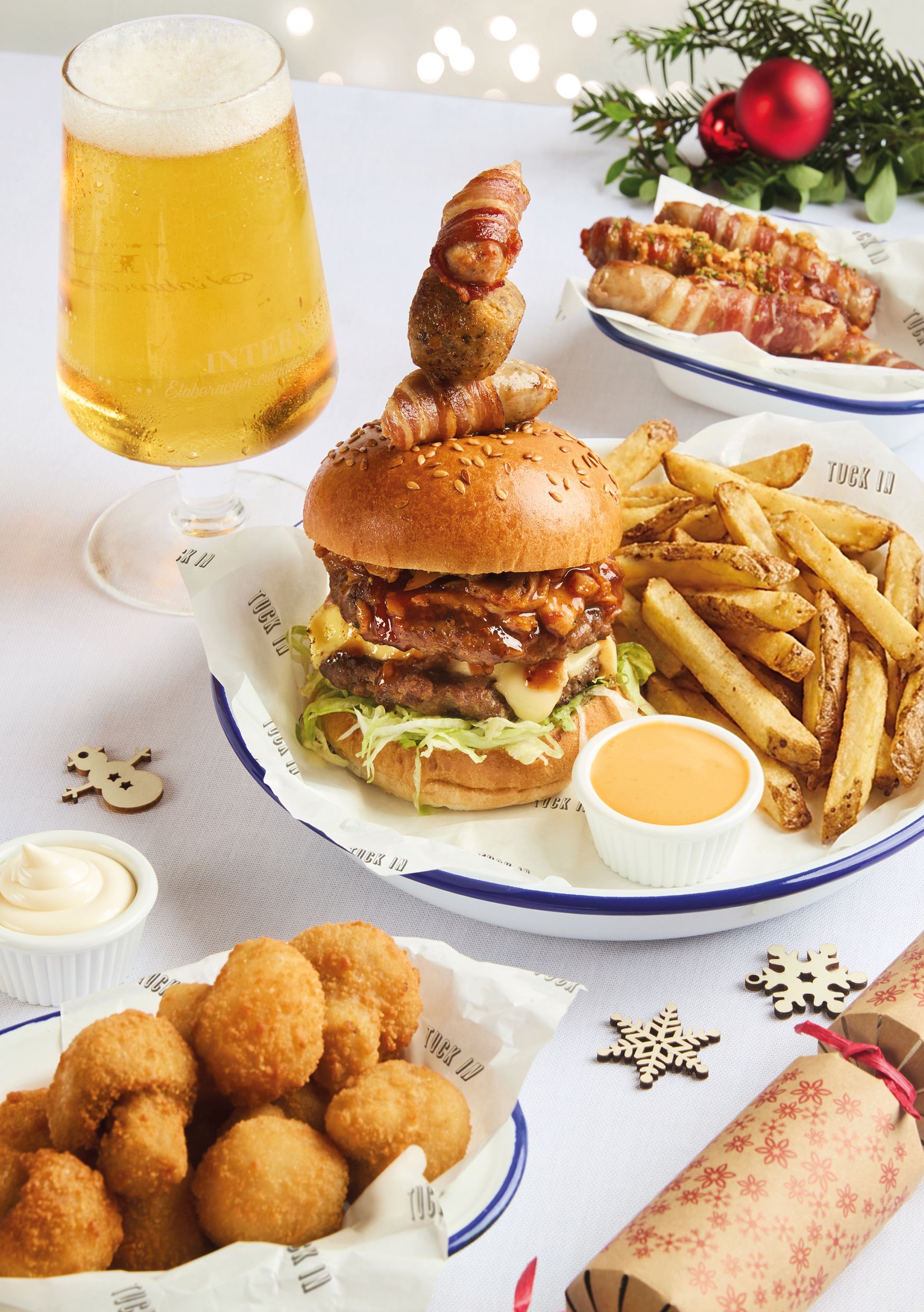 Festive Lunch & Dinner at The Wolferstan Arms in Shuttington